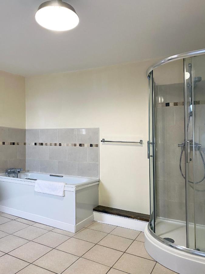 The Docklands 2 By Serviced Living Liverpool Appartamento Esterno foto
