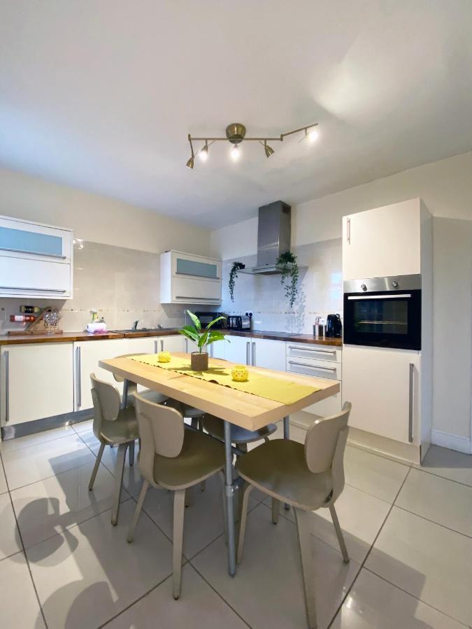 The Docklands 2 By Serviced Living Liverpool Appartamento Esterno foto